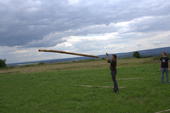 Baumstammwerfen